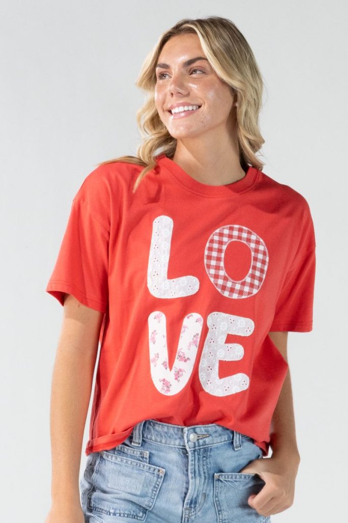 Simply Southern Xoxo Love Patch T-Shirt