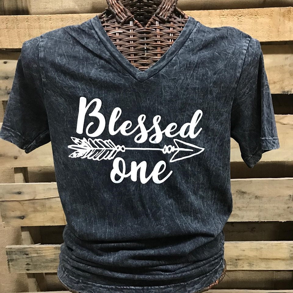Southern Chics Apparel Blessed One Arrow V-Neck Canvas Girlie Bright T Shirt