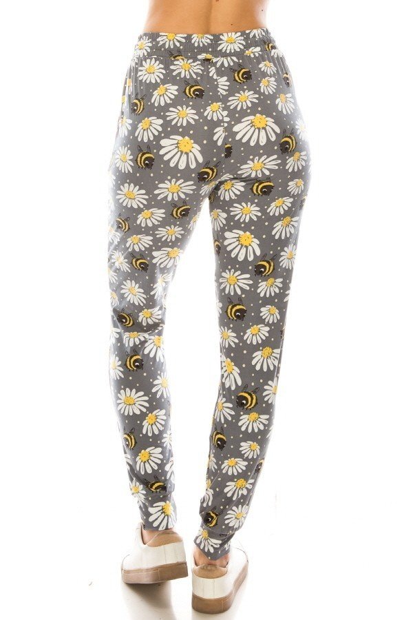 Bee &amp; Daisy Print Soft Lounge Jogger Pants